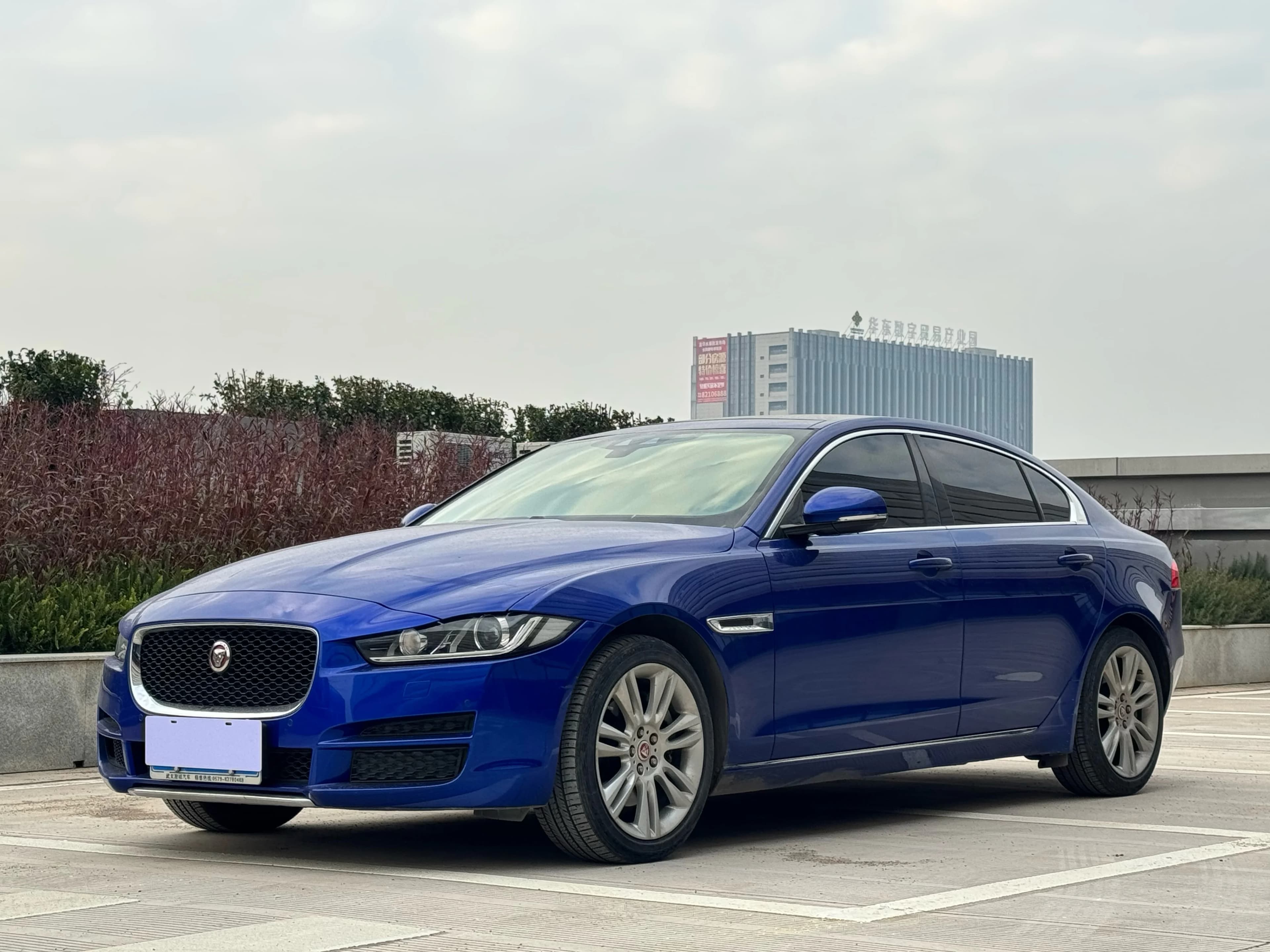 Jaguar XEL 2019款 2.0T 200PS 尊享版