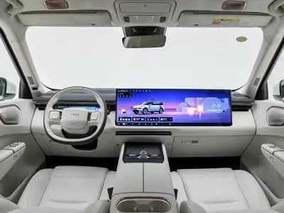 Lynk & Co 900 2025 1.5T Ultra 11