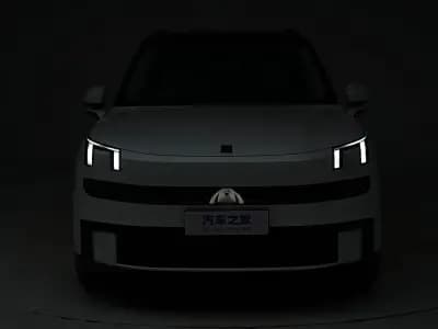 Lynk & Co 900 2025 1.5T Ultra 10