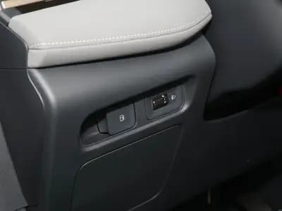 Lynk & Co 06 EM-P 2025 EM-P 126 Long Range Max 15