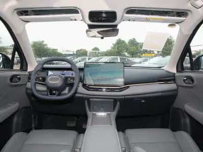 Lynk & Co 06 EM-P 2025 EM-P 126 Long Range Max 11