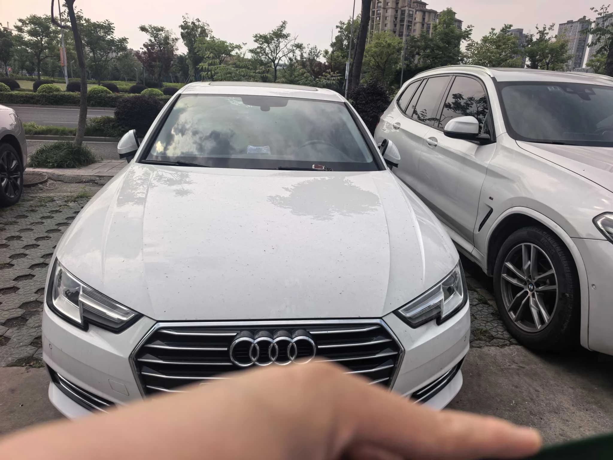 Audi A4L 2018 30Anniversary Edition 40 TFSI Entry