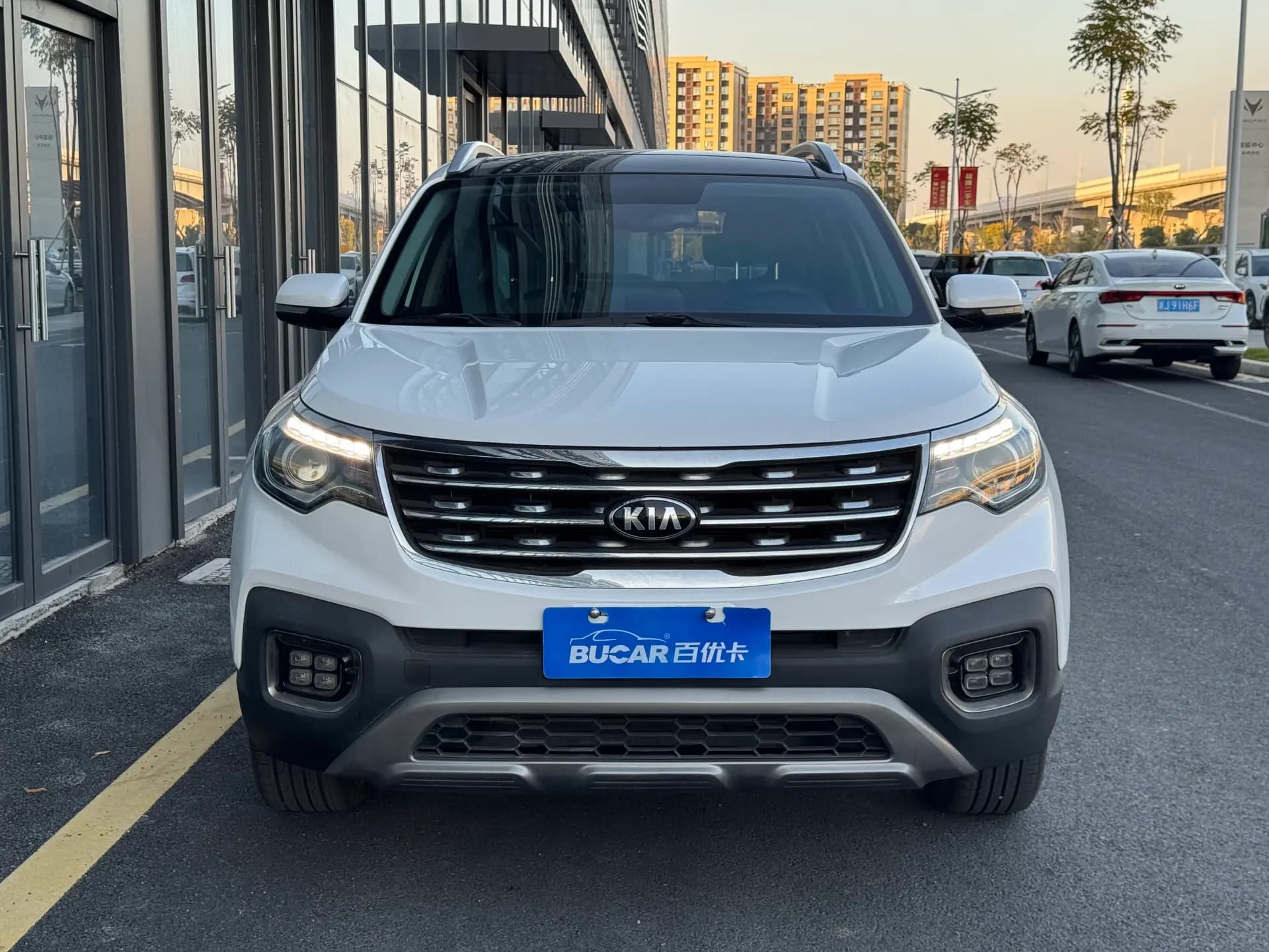 Kia 智跑 2018款 2.0L 自动智享豪华版 国V