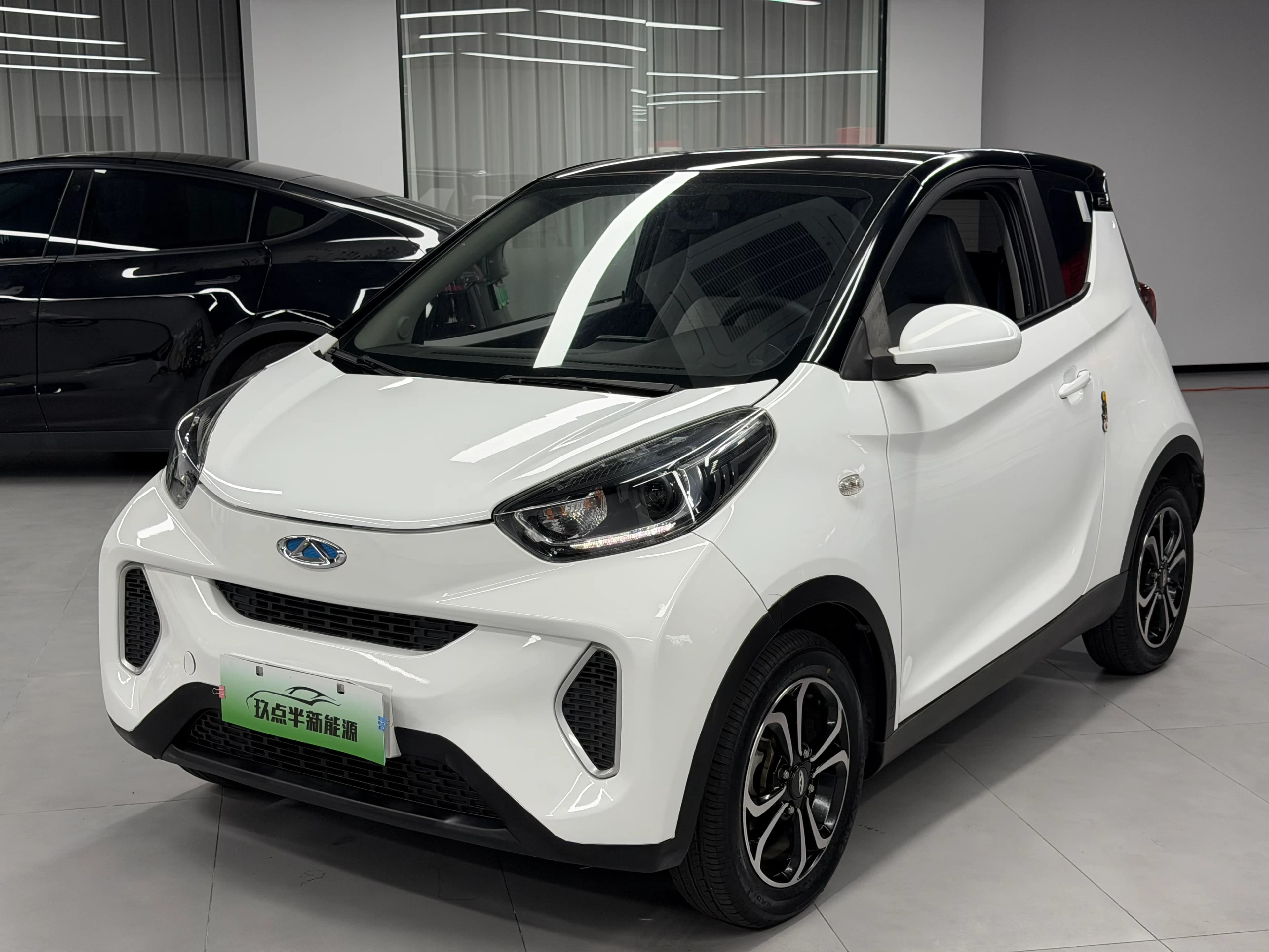 Chery NEV eQ1 Little Ant 2022 Ed LFP 30kW 301km