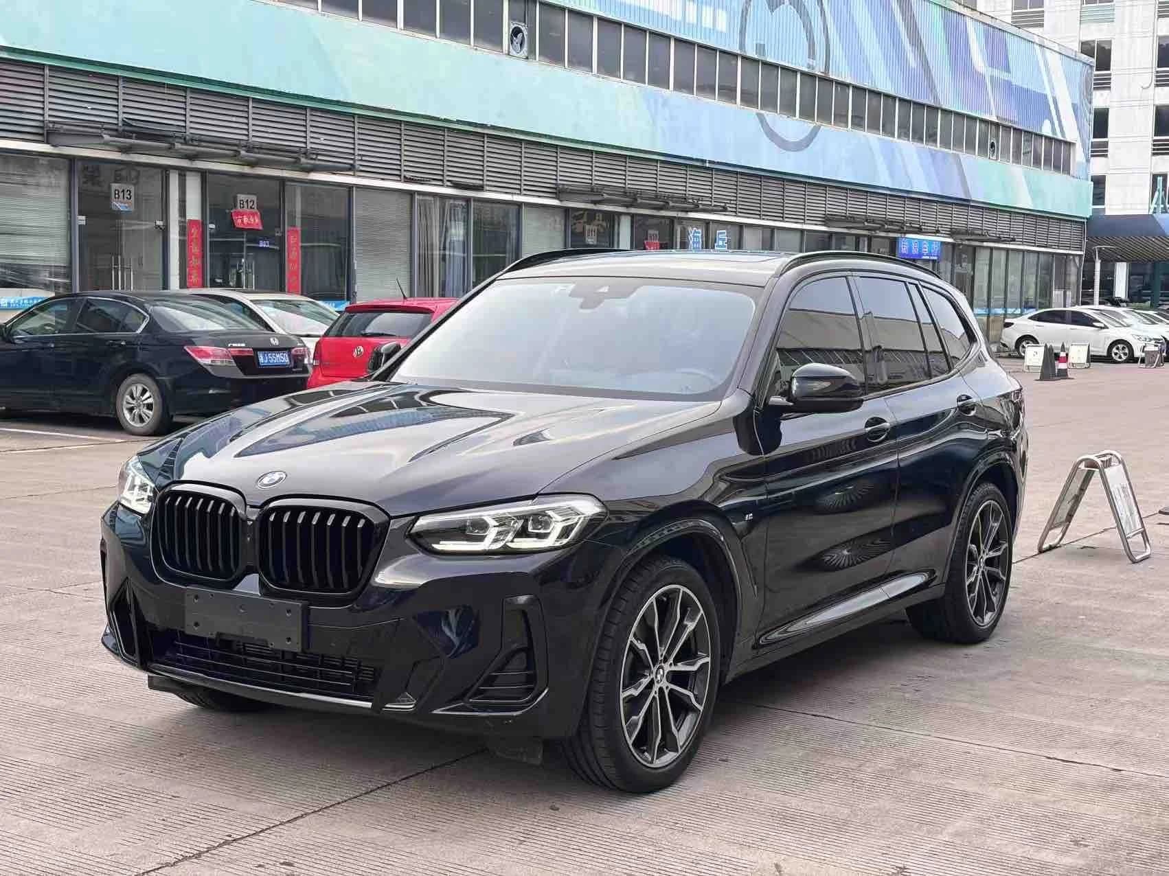 BMW X3 2023 xDrive30i Leading MNight Pack
