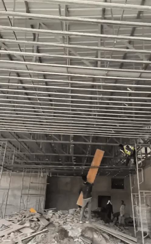 Yantu iCar EV Trading (Under Renovation) 2