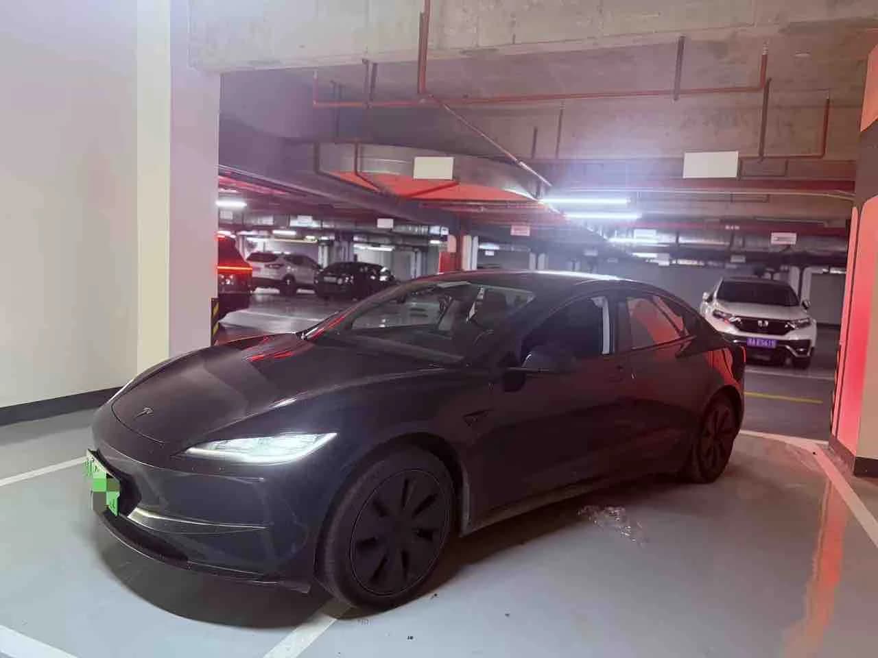 Tesla Model 3 2023 RWD