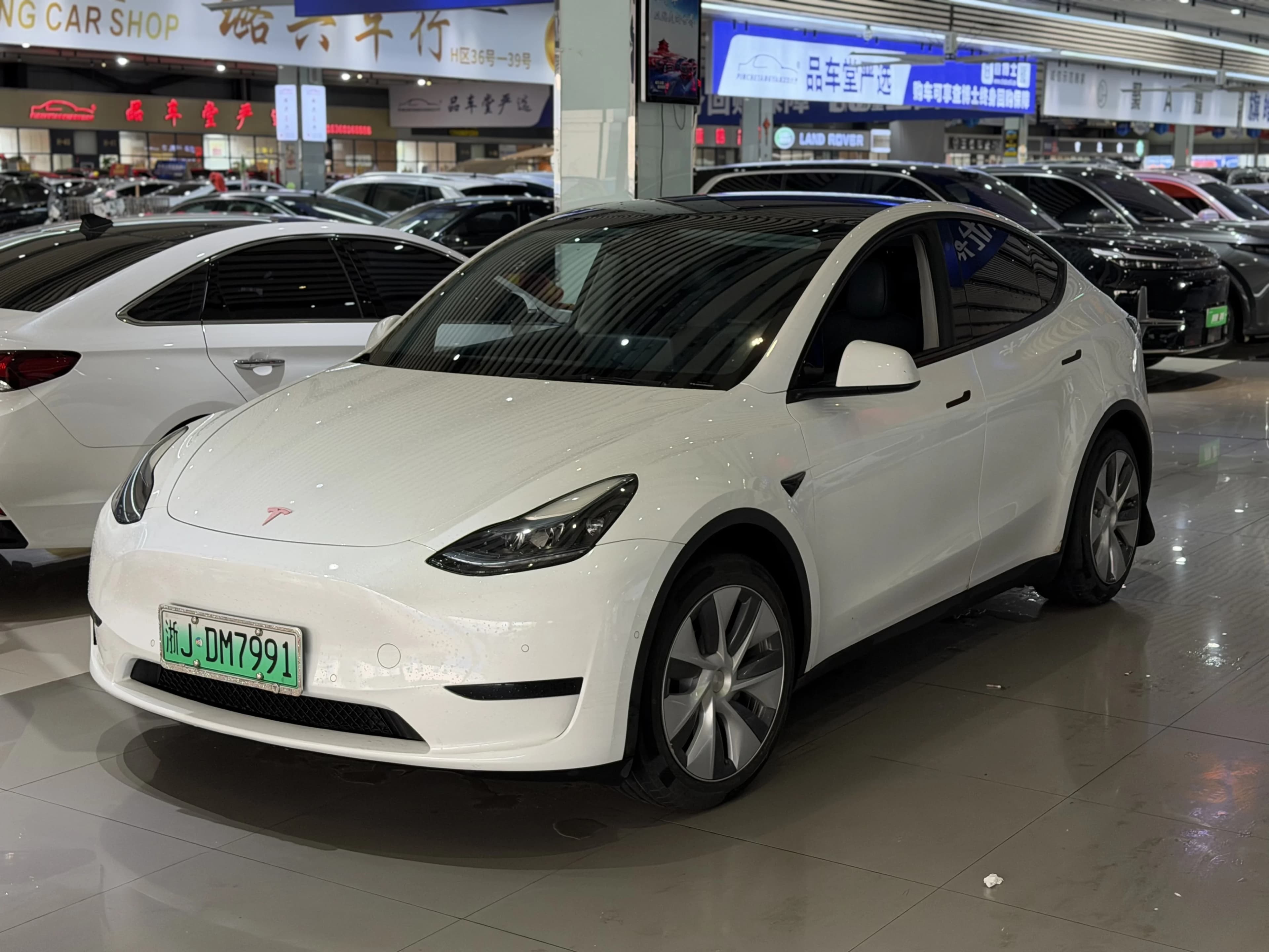 Tesla Model Y 2022 RWD