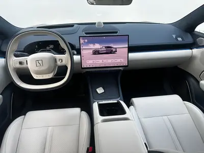 极氪 007 2025款 长续航后驱智驾版 100kWh thumbnail 7