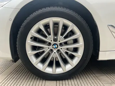 BMW 5 Series 2018 Facelift 530Li Leading Luxury Pack thumbnail 13