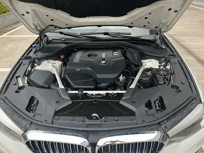 BMW 5 Series 2018 Facelift 530Li Leading Luxury Pack thumbnail 14