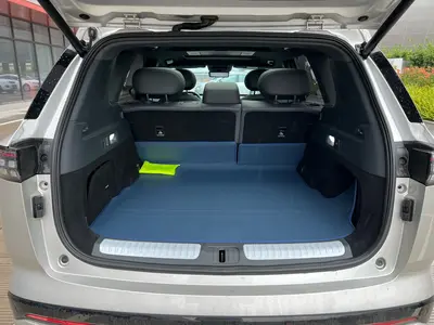 DongFengYiPai eπ008 2025 210UltraSmart Drive 5-Seat thumbnail 7