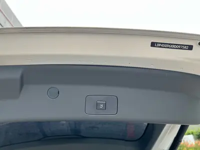 DongFengYiPai eπ008 2025 210UltraSmart Drive 5-Seat thumbnail 8