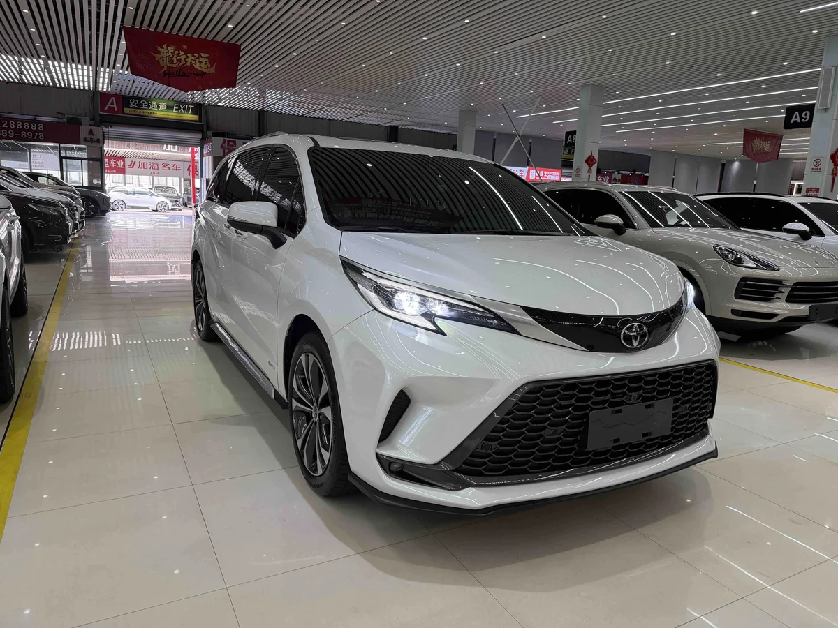 丰田 格瑞维亚 2024款 2.5L混动 尊爵ULTRA版 - 1