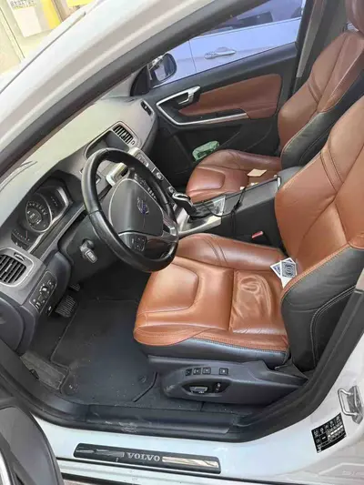 Volvo V60 2014 T5 Zhiyi thumbnail 3