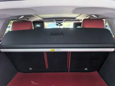 路虎 揽胜运动 2022款 3.0 L6 耀黑版 thumbnail 9