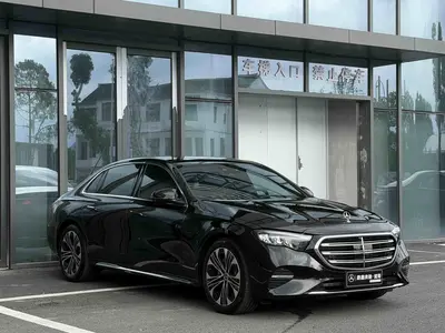 奔驰 E级 2025款 改款 E 300 L 豪华型 thumbnail 4