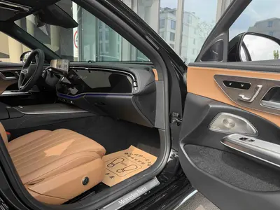 奔驰 E级 2025款 改款 E 300 L 豪华型 thumbnail 7