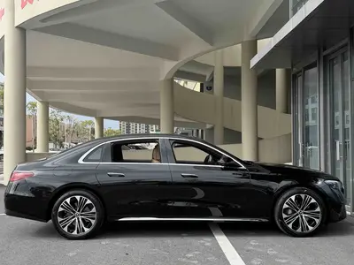 奔驰 E级 2025款 改款 E 300 L 豪华型 thumbnail 12