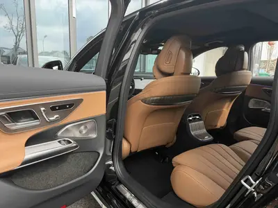 奔驰 E级 2025款 改款 E 300 L 豪华型 thumbnail 15