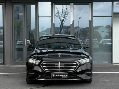奔驰 E级 2025款 改款 E 300 L 豪华型