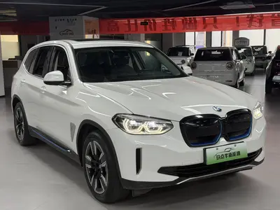 BMW iX3 2021 Leading thumbnail 4