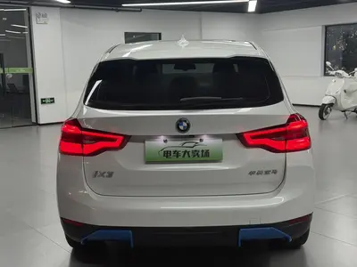 BMW iX3 2021 Leading thumbnail 7