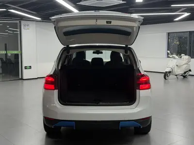 BMW iX3 2021 Leading thumbnail 9