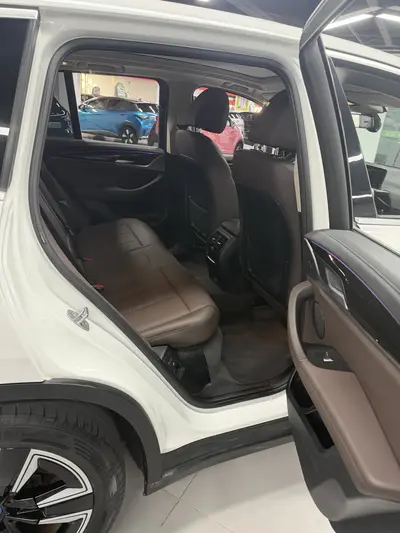 BMW iX3 2021 Leading thumbnail 13