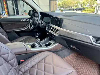 BMW X5 2022 xDrive 30Li MM Sport thumbnail 16