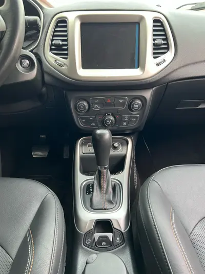 Jeep 指南者 2017 200T Auto Family Edition thumbnail 10