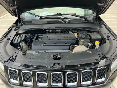 Jeep 指南者 2017 200T Auto Family Edition thumbnail 16