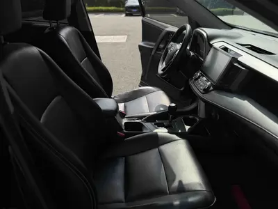丰田 RAV4荣放 2016款 2.0L CVT两驱风尚版