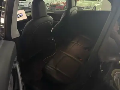 特斯拉 Model Y 2022款 长续航全轮驱动版 thumbnail 4