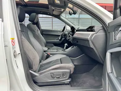 Audi Q3 2024 35 TFSI Progressive Elegance thumbnail 7
