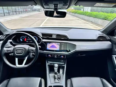 Audi Q3 2024 35 TFSI Progressive Elegance thumbnail 10