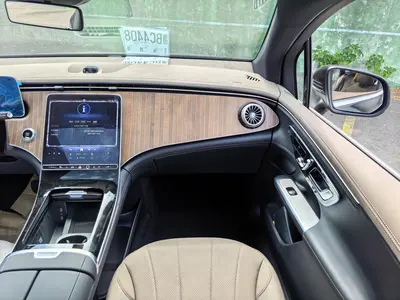奔驰 EQE SUV 2024款 500 4MATIC 先锋版