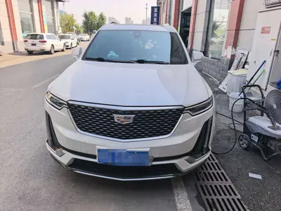 Cadillac XT6 2022 2.0T Six-SeatAWDLuxury thumbnail 1