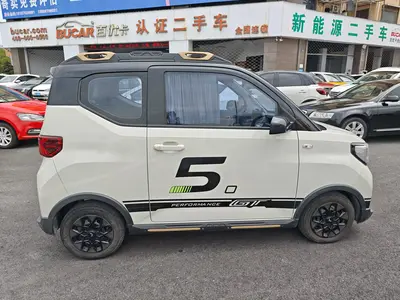 五菱汽车 宏光MINIEV 2022款 宏光MINI EV GAMEBOY 300km 都市追风限量版 thumbnail 4
