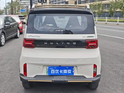 五菱汽车 宏光MINIEV 2022款 宏光MINI EV GAMEBOY 300km 都市追风限量版 thumbnail 6