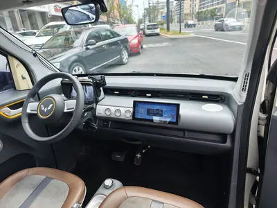 五菱汽车 宏光MINIEV 2022款 宏光MINI EV GAMEBOY 300km 都市追风限量版 thumbnail 9