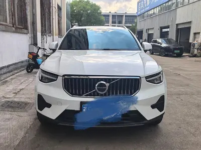 沃尔沃 XC40 2024款 B3 智远豪华版 thumbnail 3