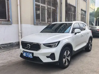 沃尔沃 XC40 2024款 B3 智远豪华版 thumbnail 1