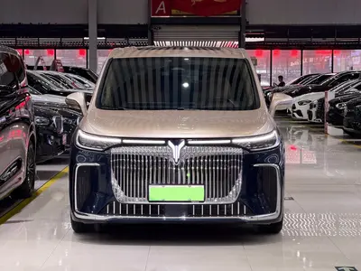 岚图汽车 岚图梦想家 2025款 PHEV 四驱旗舰鲲鹏版 thumbnail 3