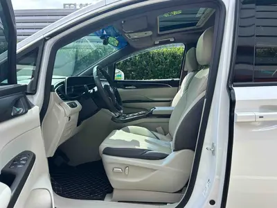 Buick GL8 2023 ESLand Master Comfort thumbnail 6