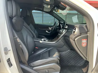 Mercedes-Benz GLC 2017 -Class GLC 300 4MATIC Sport thumbnail 6