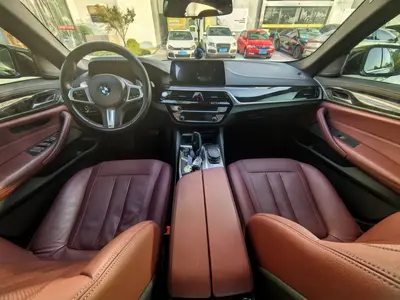 BMW 5 Series 2020 530Li Prestige MM Sport thumbnail 6