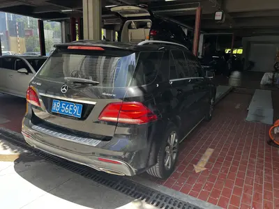 奔驰 GLE(进口) 2018款 GLE级 GLE 320 4MATIC 动感型臻藏版 thumbnail 6