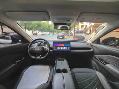 ARCFOX 极狐贝塔T1 2025 ArcfoxT1 425 PLUS thumbnail 7