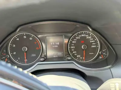 奥迪 Q5 2018款 典藏版 40 TFSI 技术型 thumbnail 3